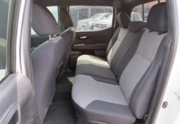 2020 Toyota Tacoma 4WD - Image 35