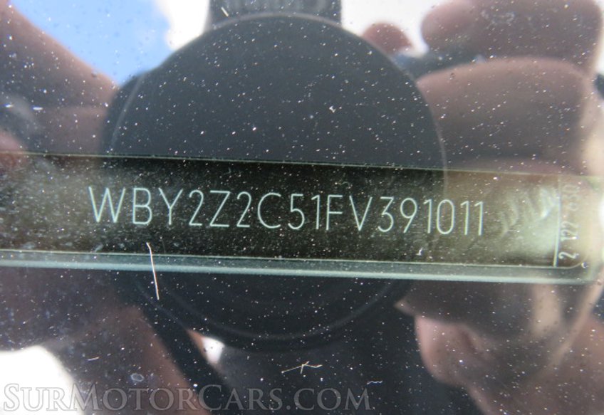 2015 BMW i8 - Image 28