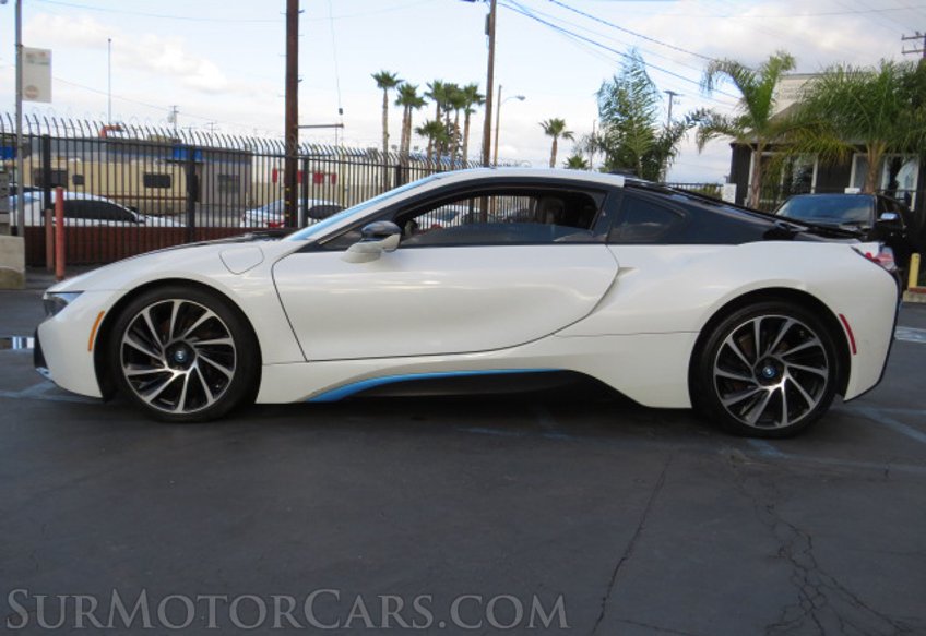 2015 BMW i8 - Image 6