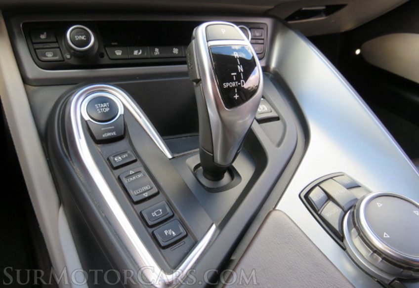 2015 BMW i8 - Image 46