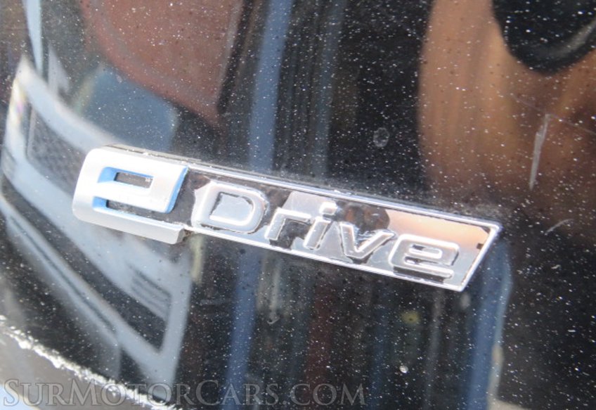 2015 BMW i8 - Image 36