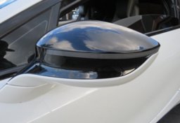 2015 BMW i8 - Image 29