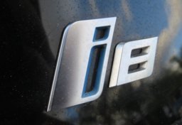 2015 BMW i8 - Image 35