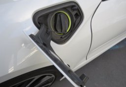 2015 BMW i8 - Image 38