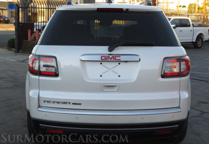 2017 GMC Acadia Limited - Image 10