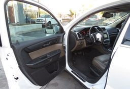 2017 GMC Acadia Limited - Image 21