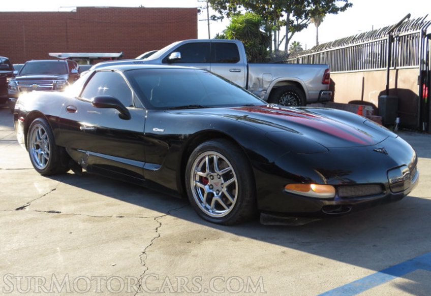 2003 Chevrolet Corvette - Image 2