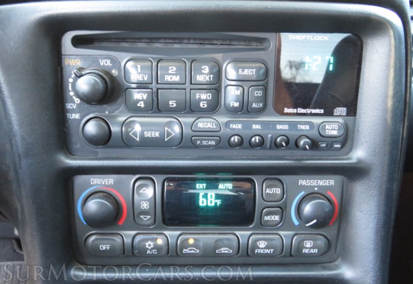 2003 Chevrolet Corvette - Image 28