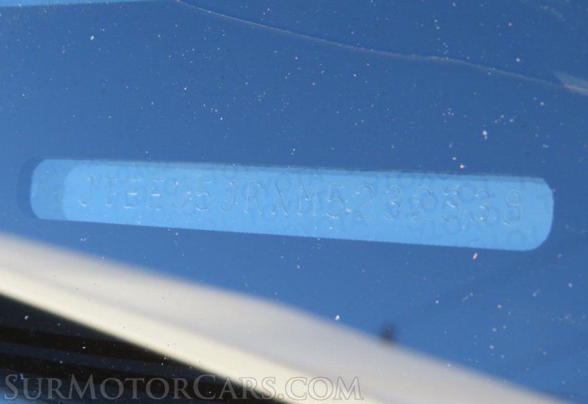 2021 Toyota 4Runner - Image 31