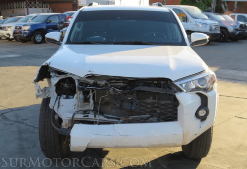 2021 Toyota 4Runner - Image 14