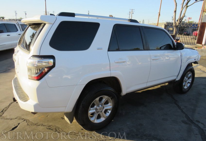 2021 Toyota 4Runner - Image 9