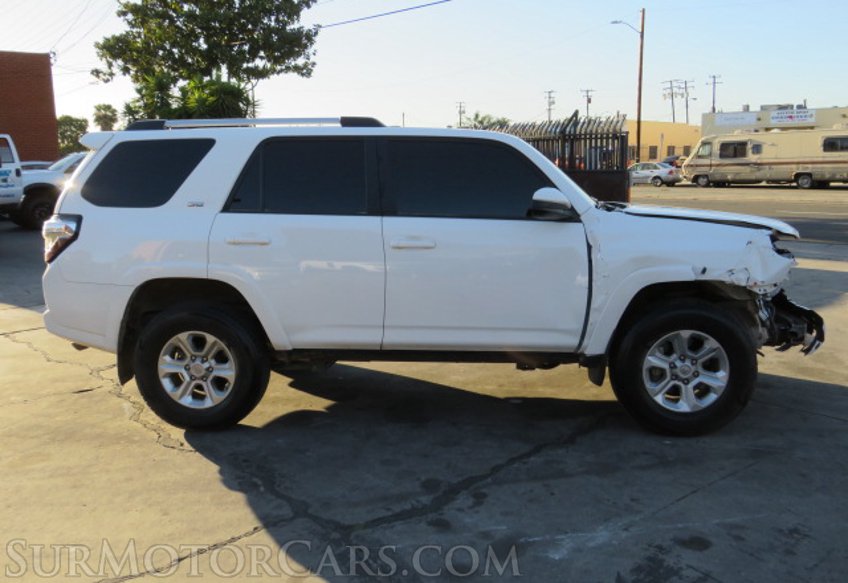 2021 Toyota 4Runner - Image 6