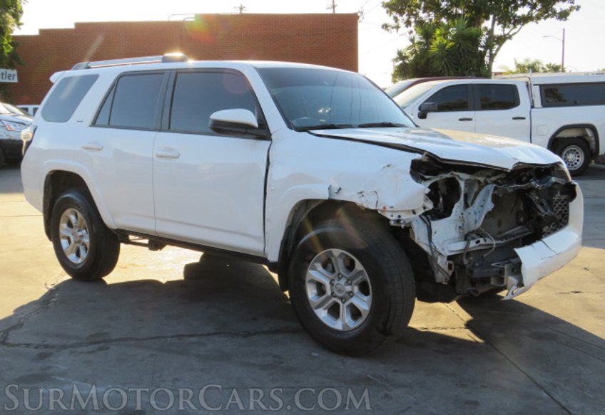 2021 Toyota 4Runner - Image 10