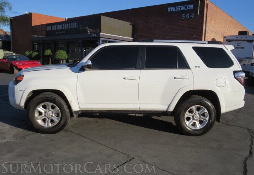 2021 Toyota 4Runner - Image 5