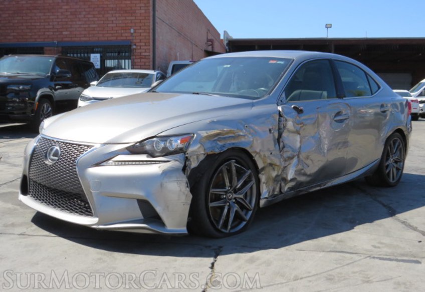 2016 Lexus IS 200t - Image 4