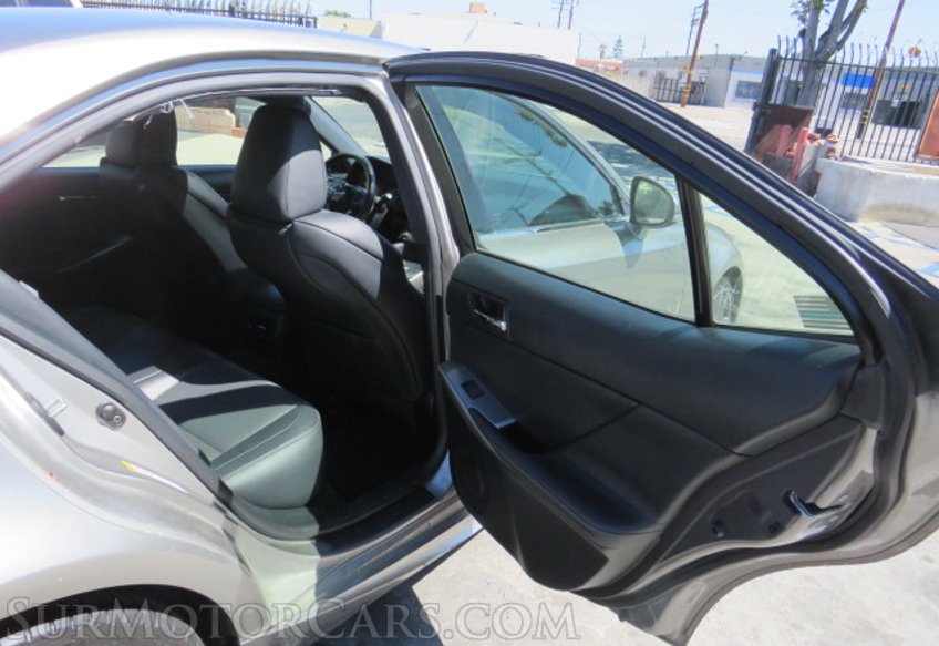 2016 Lexus IS 200t - Image 25