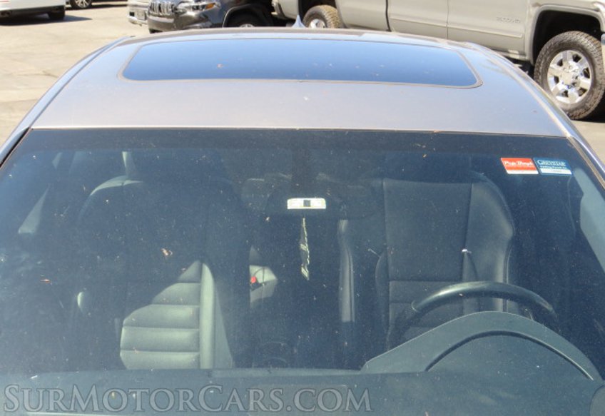 2016 Lexus IS 200t - Image 13