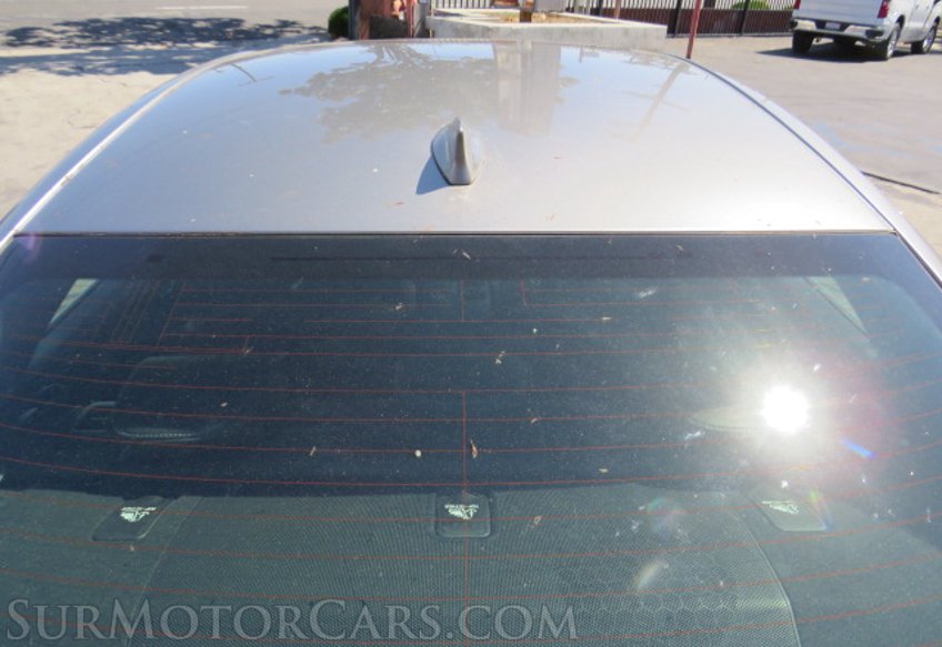 2016 Lexus IS 200t - Image 15