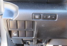 2016 Lexus IS 200t - Image 40