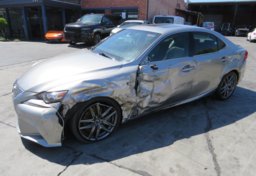 2016 Lexus IS 200t - Image 2