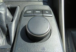 2016 Lexus IS 200t - Image 47