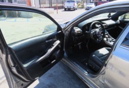 2016 Lexus IS 200t - Image 22