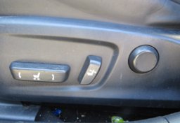 2016 Lexus IS 200t - Image 41