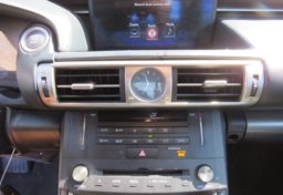 2016 Lexus IS 200t - Image 44