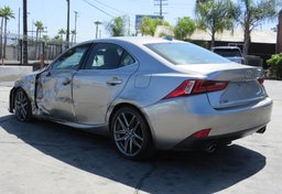 2016 Lexus IS 200t - Image 8