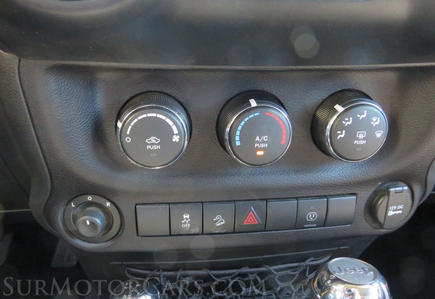 2015 Jeep Wrangler Unlimited - Image 48