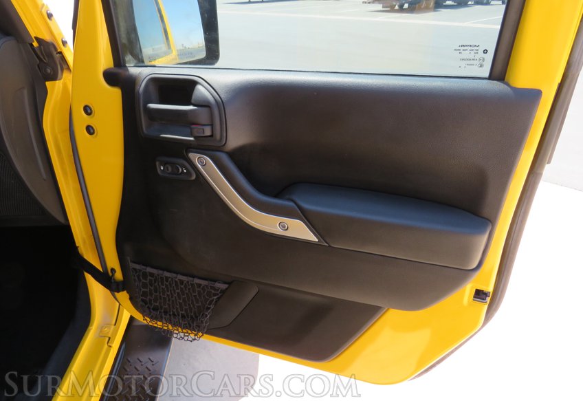 2015 Jeep Wrangler Unlimited - Image 56