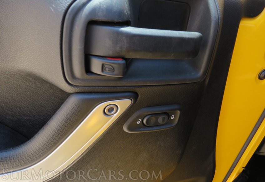 2015 Jeep Wrangler Unlimited - Image 55