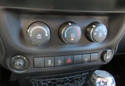2015 Jeep Wrangler Unlimited - Image 49