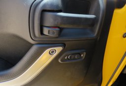 2015 Jeep Wrangler Unlimited - Image 55