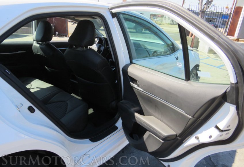 2022 Toyota Camry - Image 27