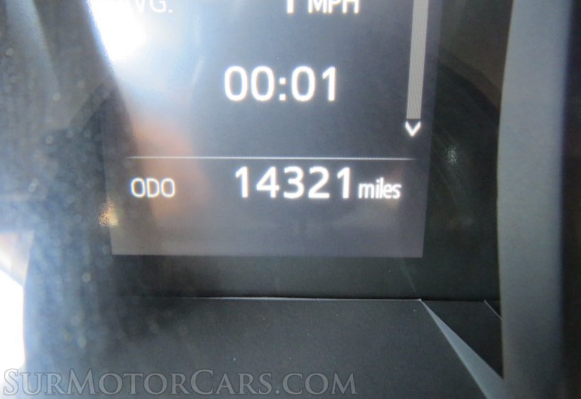 2022 Toyota Camry - Image 32