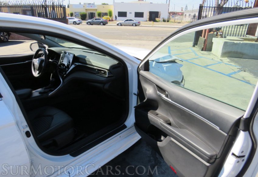 2022 Toyota Camry - Image 21