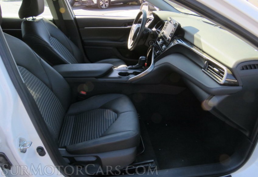 2022 Toyota Camry - Image 25