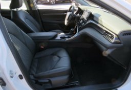 2022 Toyota Camry - Image 25