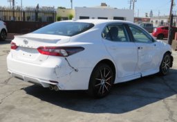 2022 Toyota Camry - Image 8