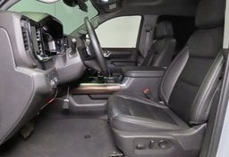 2024 Chevrolet Silverado 1500 Trail Boss - Image 25