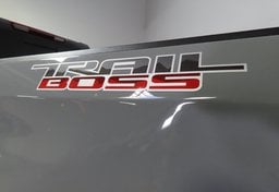 2024 Chevrolet Silverado 1500 Trail Boss - Image 20