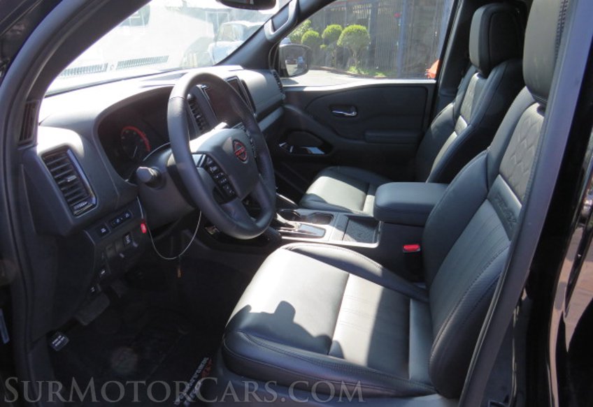 2022 Nissan Frontier - Image 26