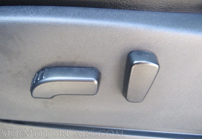 2022 Nissan Frontier - Image 42