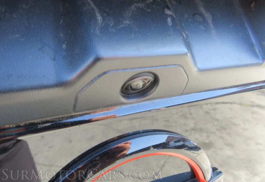 2022 Nissan Frontier - Image 17