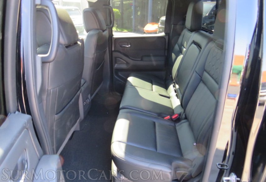 2022 Nissan Frontier - Image 28