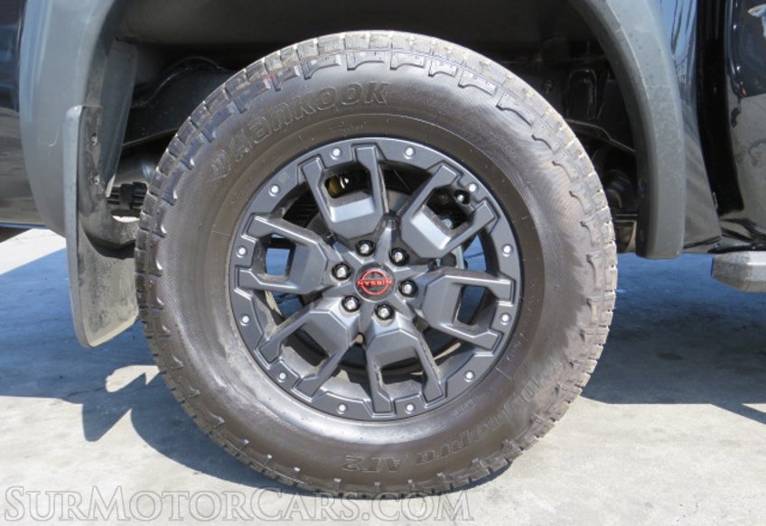 2022 Nissan Frontier - Image 16