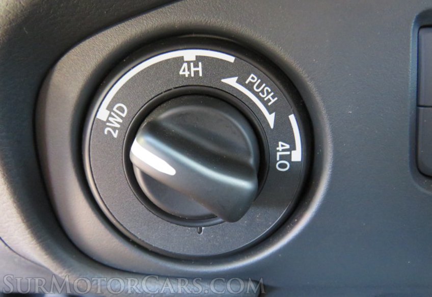 2022 Nissan Frontier - Image 39