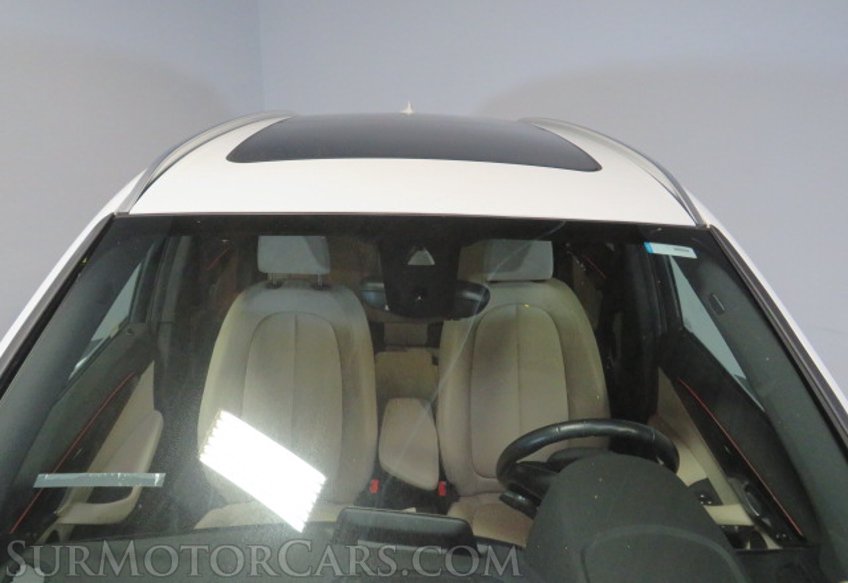 2019 BMW X1 - Image 13