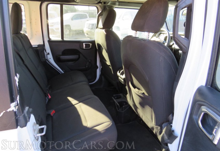 2018 Jeep Wrangler Unlimited - Image 30